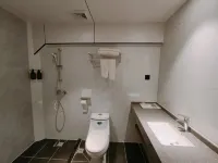 Qinzhou 6 1 Convenient Hotel