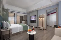 Changsha Century Yujun Hotel (Wuyi Square Xiangya Affiliated Second Branch)