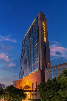 Golden Eagle Summit Hotel Hotels near Zhongjiang Pagoda
