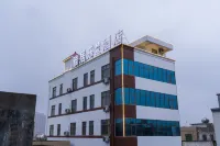 Elegant Restaurant Boutique Hotel (Wuyuanhe Gymnasium Branch)
