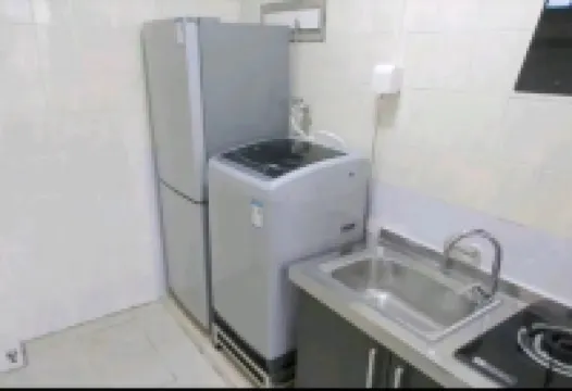 暖居青年旅舍（拱北口岸店）