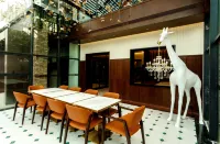 Recluse Datang Hotel