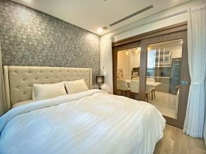 Athena Vinhomes Landmark 81 Luxury Apartment