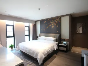 Xinyang Maojian Hotel