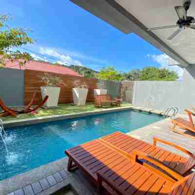 Merissa Luxury Private Pool Villa Hotel Exterior