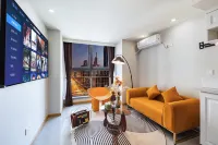 Yunyou High-end LOFT Audio and Video Apartment (Dongjiao Memory University of Technology Branch) Hotels near Chengdu University of Technology (South Campus)