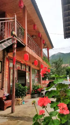 Habaxueshan Yixin Ge Chinese Inn 하바 마을 주변 호텔
