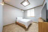 California Hotel Hotels in Buan-gun