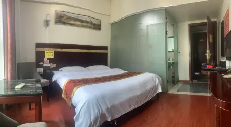 Huaihua Honghui Hotel Отели рядом с достопримечательностью «Huaihua Vocational and Technical College»