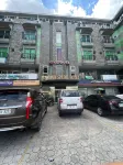 Diamond Spring Hotel Angeles Hotels near Orchard: A Community Place