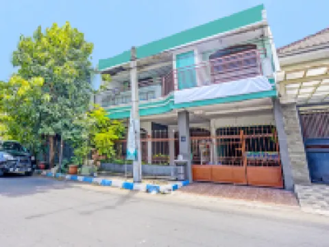 Capital O 3359 Pondok Wisata Jaden Trawas Mojokerto Hotels in Trawas