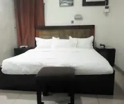 Dyke Suites and Apartments - Gym