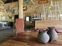 Fandee Island - Tad Lo - Bolaven Loop Pakse - Pet friendly