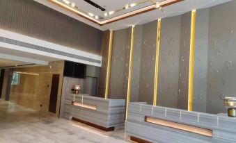Liyi Hotel(Harbin Wufujing First Affiliated Hospital Group Li District Metro Station Store)