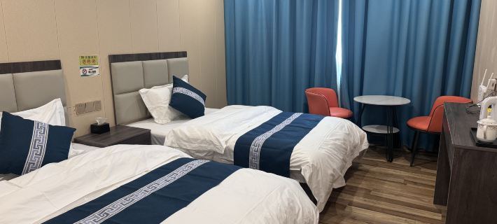 Dianfeng Inn (Zhu Feng Xiaozhen) Hotels in Tingri