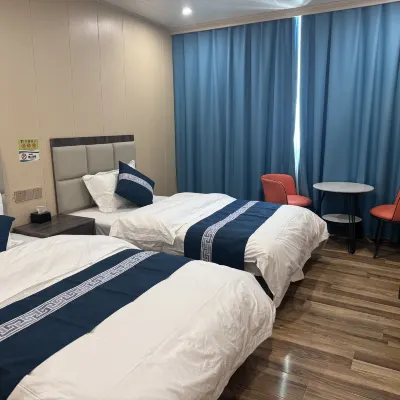 อินน์เตี้ยนเฟิง (จูเฟิงเสี่ยวเจิ้น) โรงแรมใกล้เมืองน้อยเอเวอเรสต์