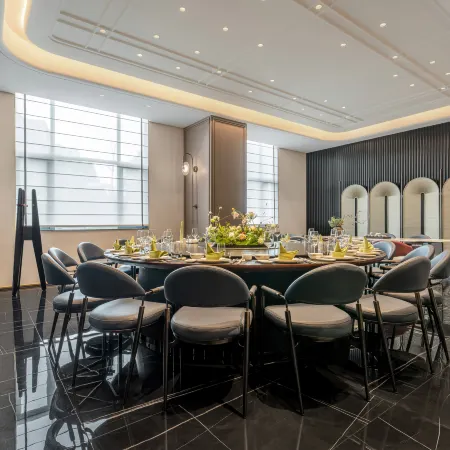 Saint Fontaine International | Modern City Design Hotel (Yibin West Railway Station Branch)
