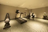 Romantic Season Middle Street Hotel (Shenyang Zhongjie Palace Museum Joy City Store)