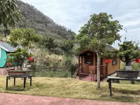 Pohao Tourism Wharf Wooden House Homestay