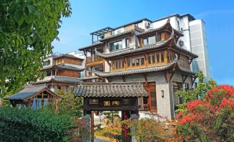 Confucian Shan House Ceramic Garden art space Homestay