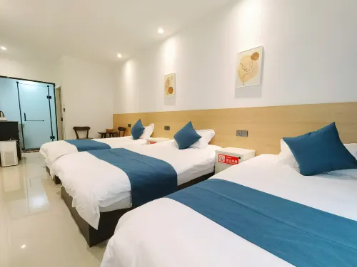 WWR hostel & cafe （old town branch）