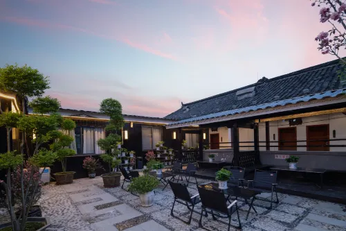 Xijiang Thousand Households Miao Village Muzi Hotel (Ximen Tourist Service Center Branch) - 3-نجوم
