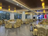 Huaguiyuan Hot Spring Hotel in Xinfeng County