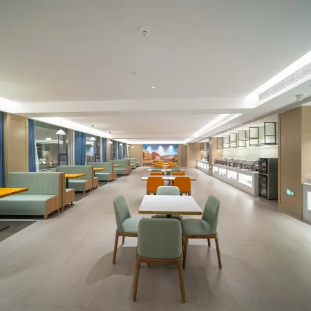 Vienna Hotel(Chenzhou Zixing Dongjiang)