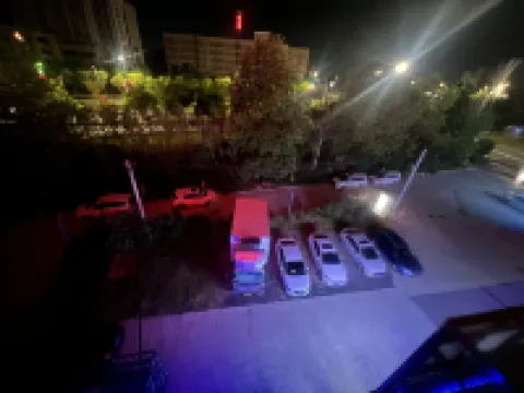 Lanxi Jingshang Hotel