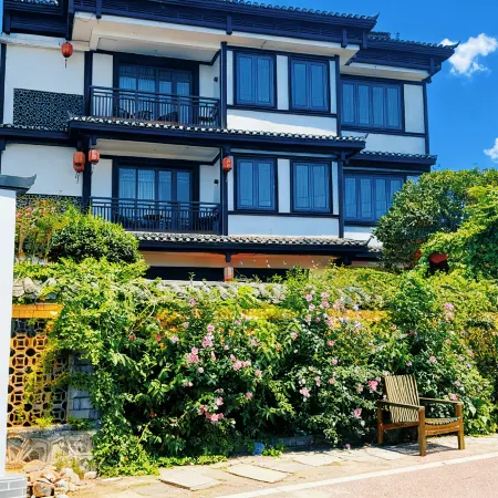 Pushi Ancient Town Meet B&B