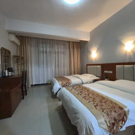 Youyang Zhixiang Grand Inn