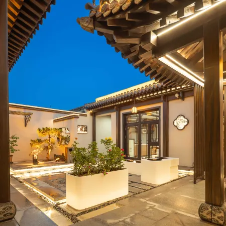 Tian Yuxuan · Designer · Vacation Apartment (Pingyao Ancient City)