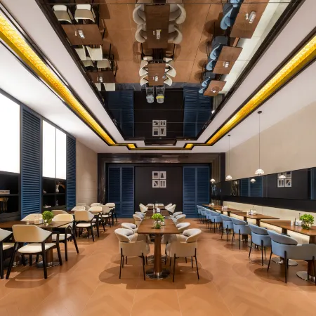 Green Oriental Hotel (Langya Mountain Suning Plaza)