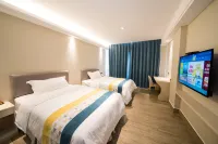 Dingai Hotel (Zhaoqing East Station Dinghu Mountain Scenic Area)