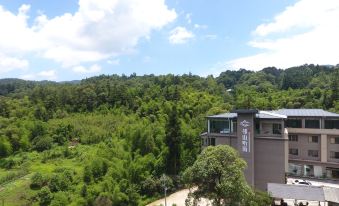 Bifeng gorge Linshan Tingyu Hotel