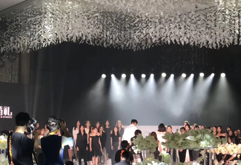 2. 에이프릴페어..