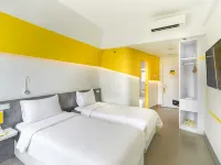 Yello Hotel Manggarai Hotels near Epicentrum Walk