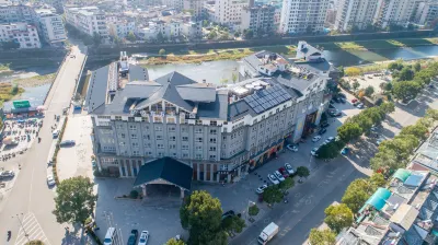 Huaqiao Dongfang Hotel Hotel in zona Red Army Push Forward Division Monument