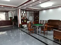 Taohuatan Luxiang Inn - Inns