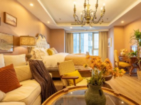 Seven柒设计公寓(天津五大道店) - 秋日呢喃智能家居房