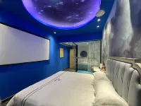 Zaozhuang Later Film Theme Hotel Hotel a Yicheng District Center