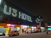 U3 Hotel - 駐車場