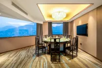 โรงแรม ฮอลิเดย์ ซานเฉิง - พร้อมอาหารเช้า