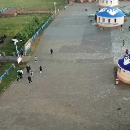 Xilamuren Grasslands Yurt