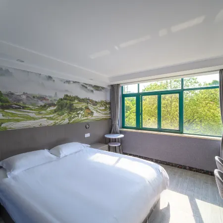 Yisu Qingju Hotel (Yuyao Wucaicheng Store)
