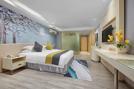 Kaiserdom Hotel (Guangzhou Zoo, Huanghuagang Metro Station)