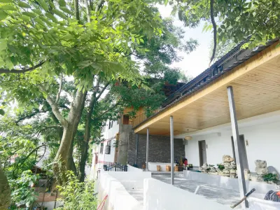 Home Stay of Xiyun Academy in Guiyang Hôtels à proximité de : Guizhou Minzu University