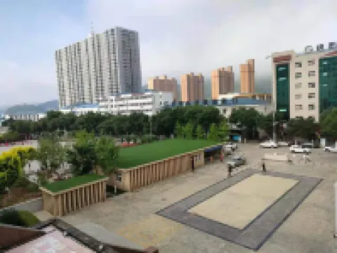 Oasis Hotel