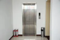 Huaxiang Business Hotel, Luxian County Hotels in Jiang County