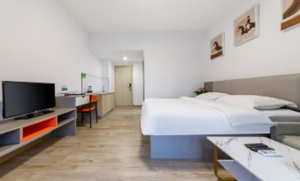 Siji Light Luxury Hotel Apartment (Foshan Guangfo Zhicheng AEON Menglecheng Branch)